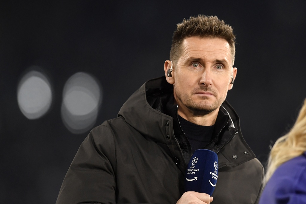 鲁梅尼格：希望纽伦堡对克洛泽保持耐心，他是非常优秀的教练